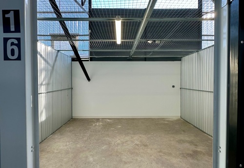 Box de stockage n°16